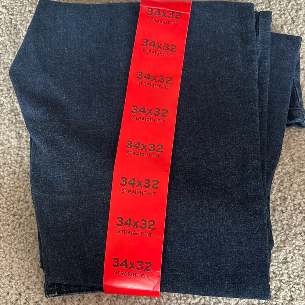 IZOD Jeans - Picture 4 of 4
